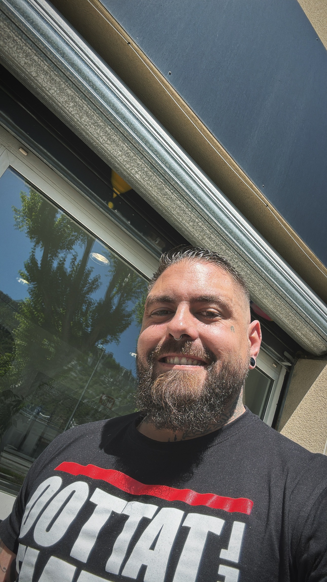 Profil de Jethro, 37 ans, Agence Rencontre à Gebenstorf