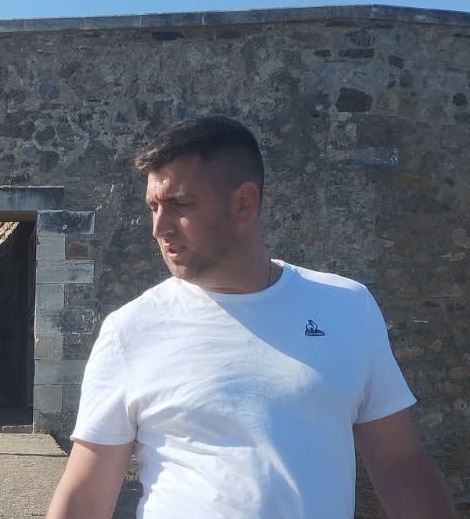 Profil de Miecislaw, 33 ans, Agence Rencontre à Buchillon FR