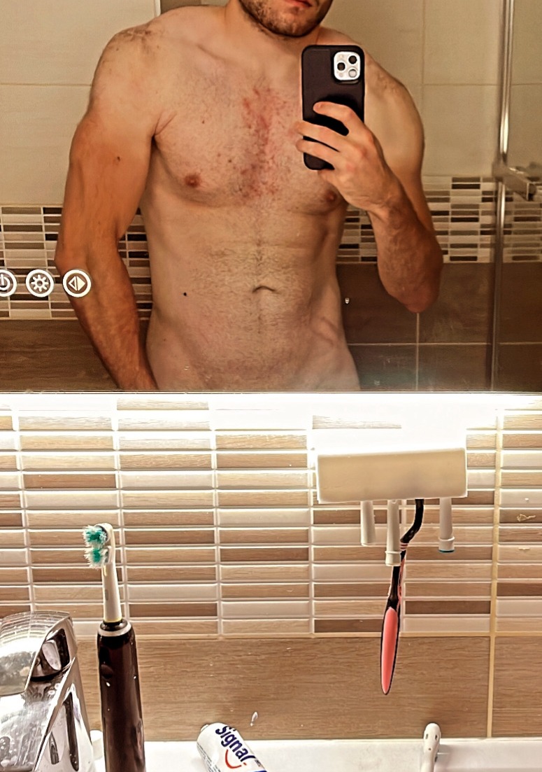 Profil de Medi, 25 ans, Agence Rencontre à Mosogno