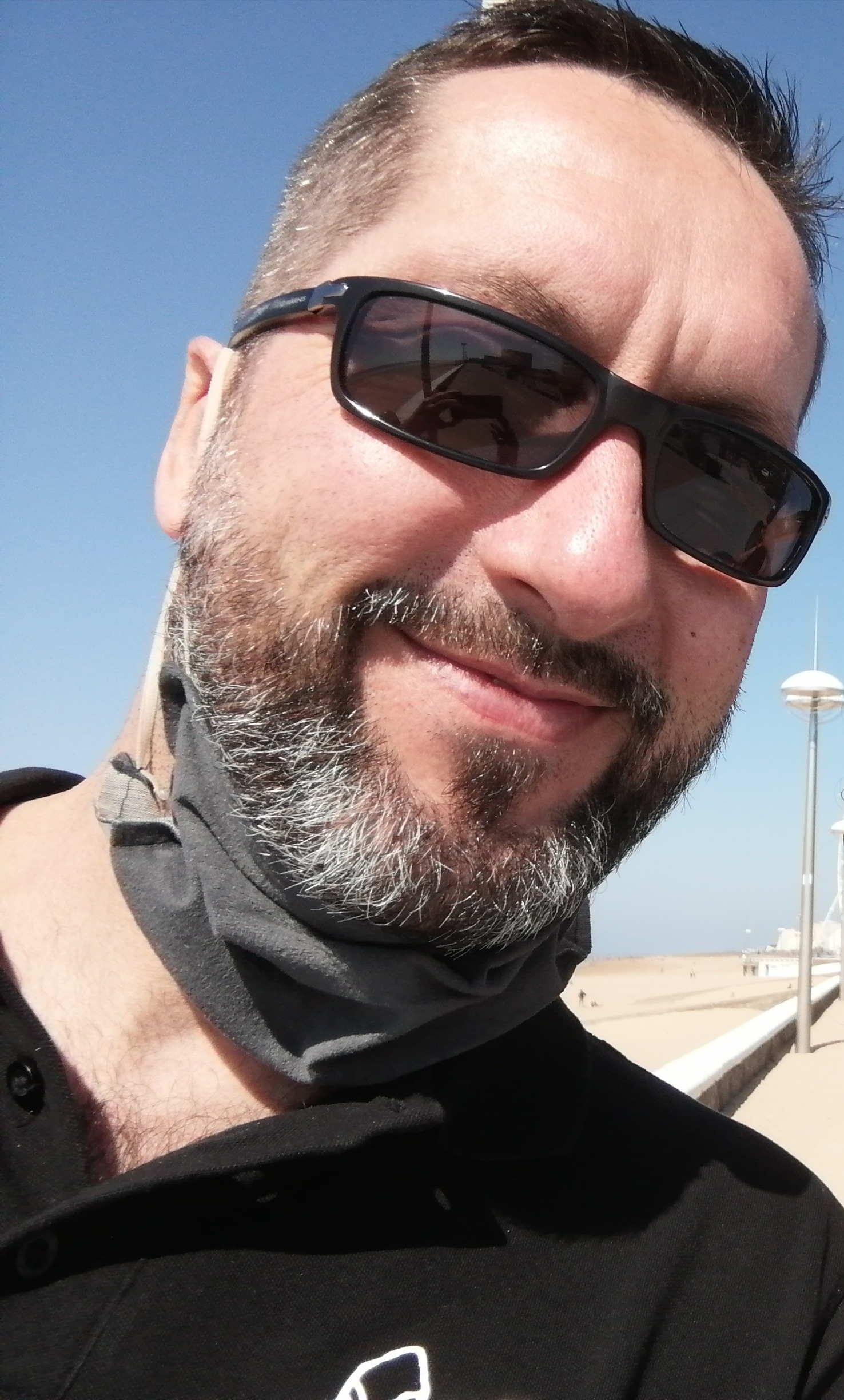 Profil de Lyes, 49 ans, Agence Rencontre à Uebeschi