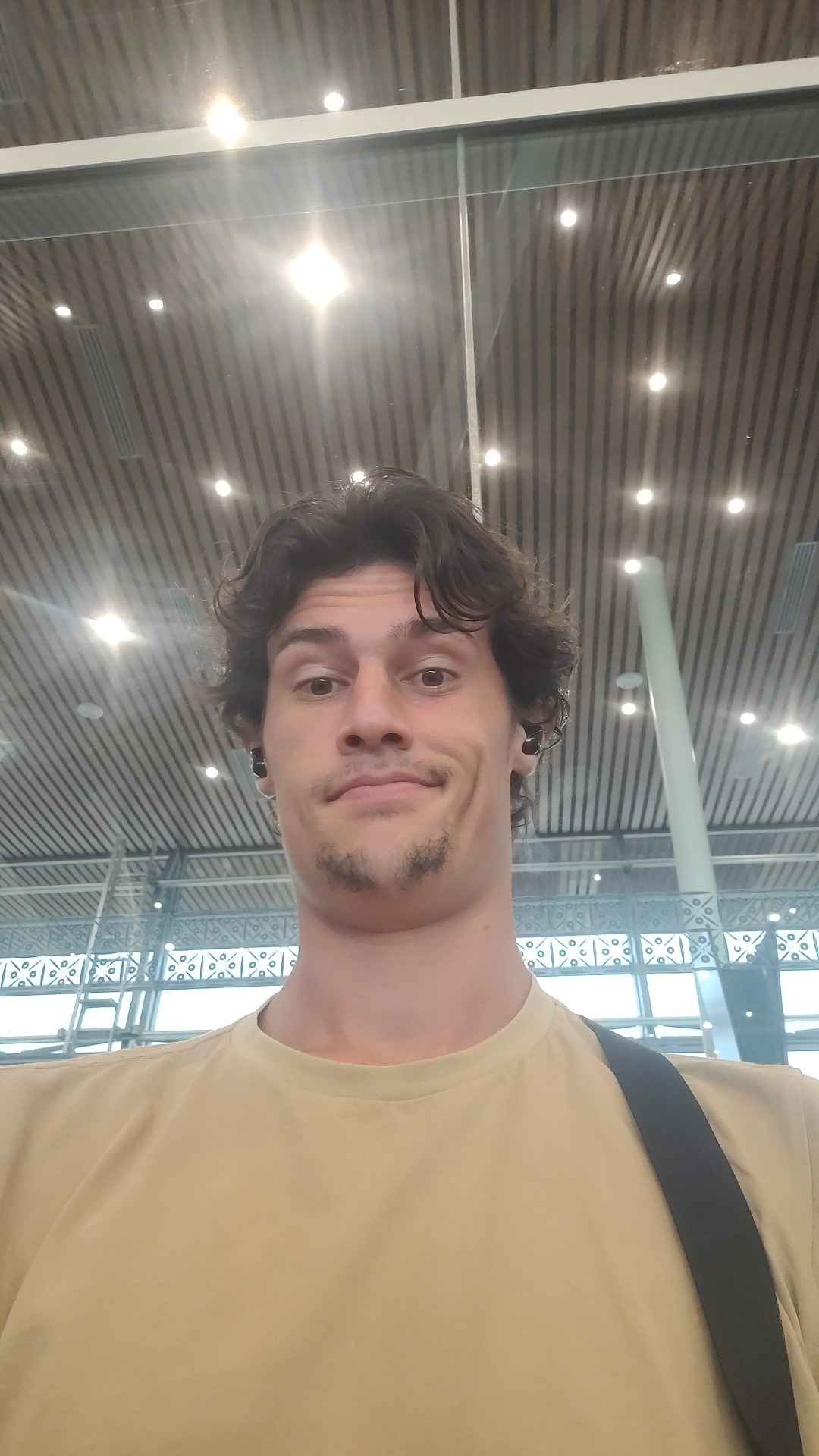 Profil de Ashkan, 22 ans, Agence Rencontre à Dettighofen