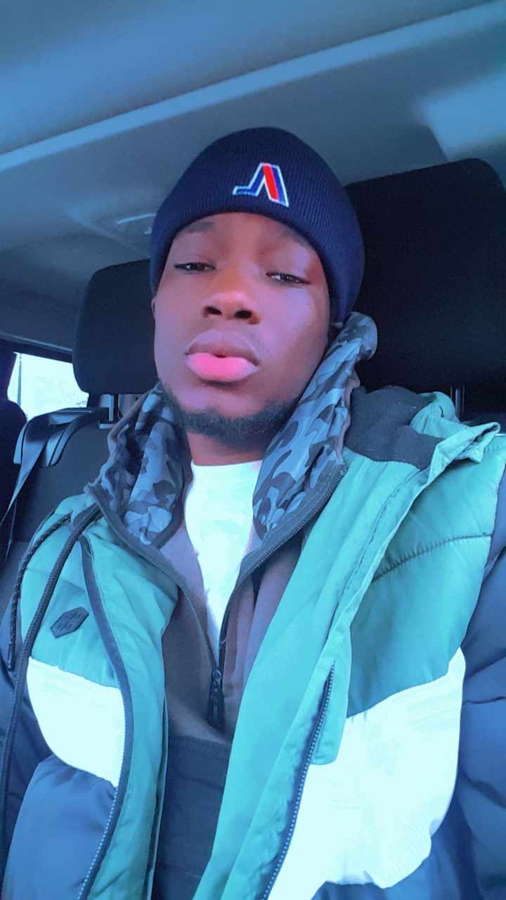 Profil de Ayhan, 27 ans, Agence Rencontre à Arosio