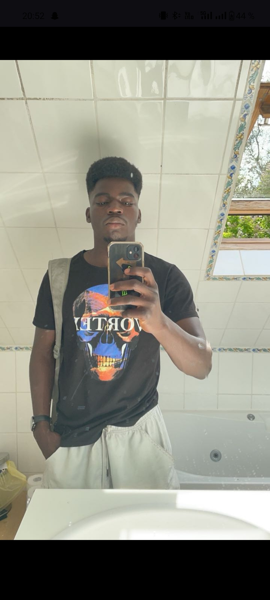 Profil de Djael, 23 ans, Agence Rencontre à Uttigen