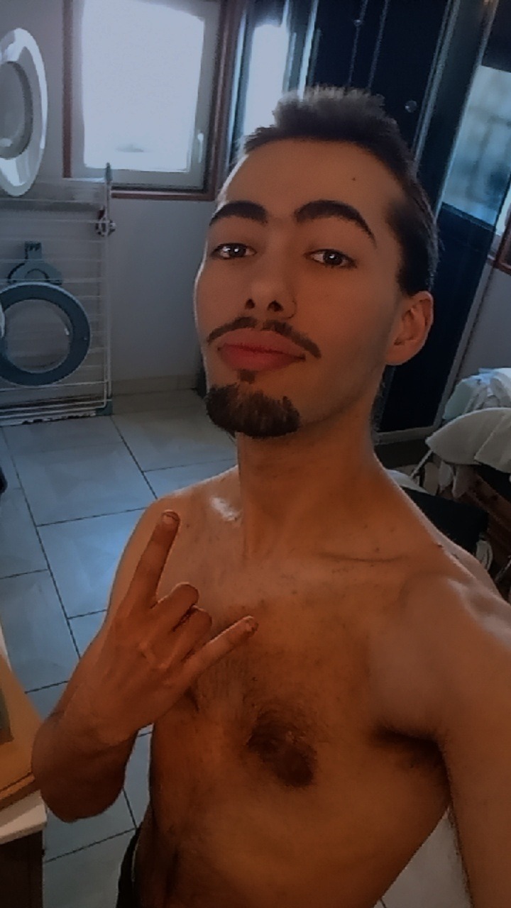 Profil de Franz, 21 ans, Agence Rencontre à Pizy