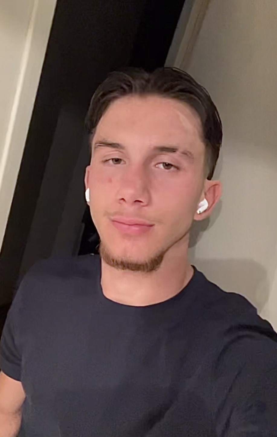 Profil de Jame, 20 ans, Agence Rencontre à Baldingen