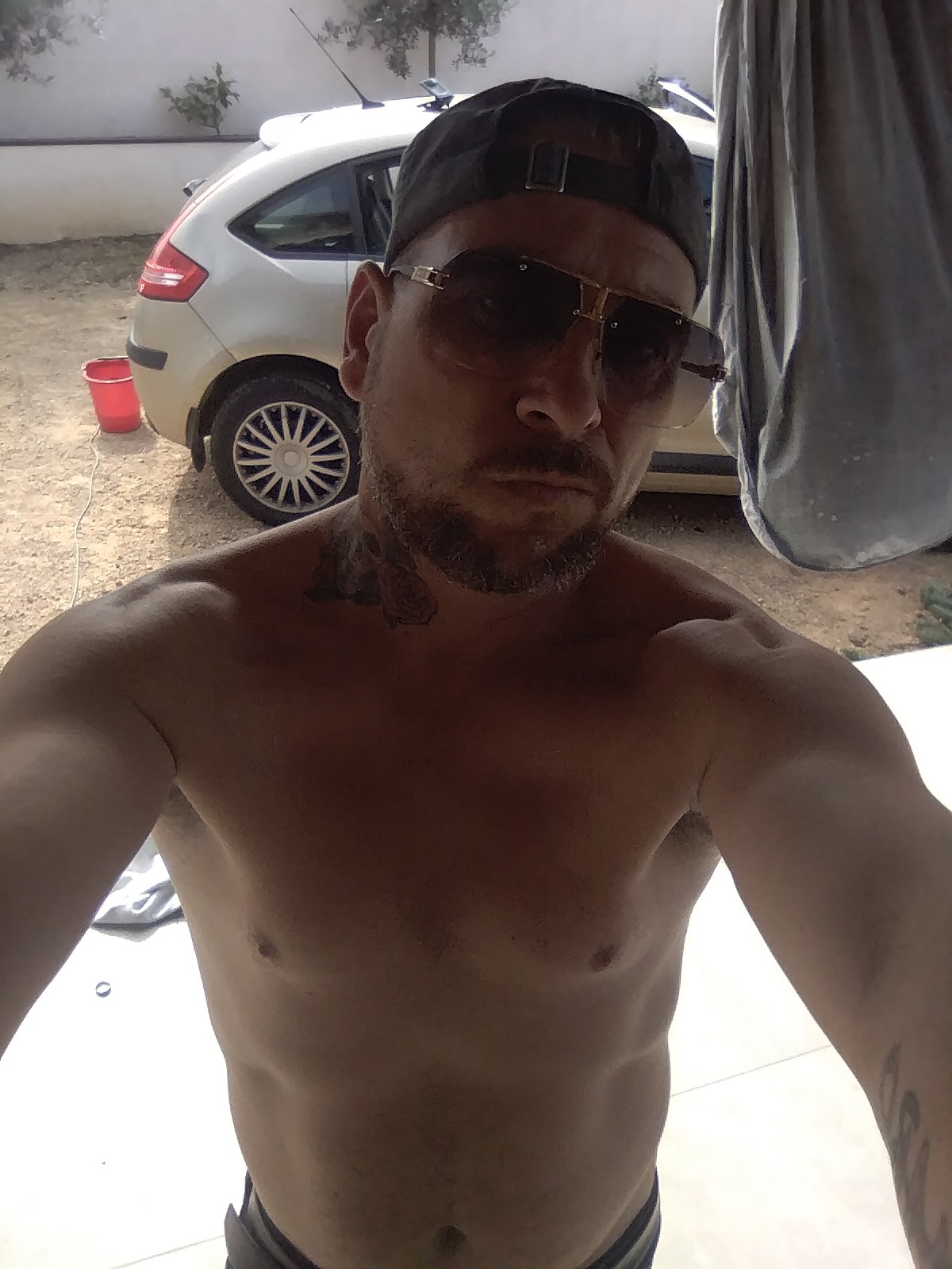 Profil de Nouredinne, 42 ans, Agence Rencontre à Zeihen
