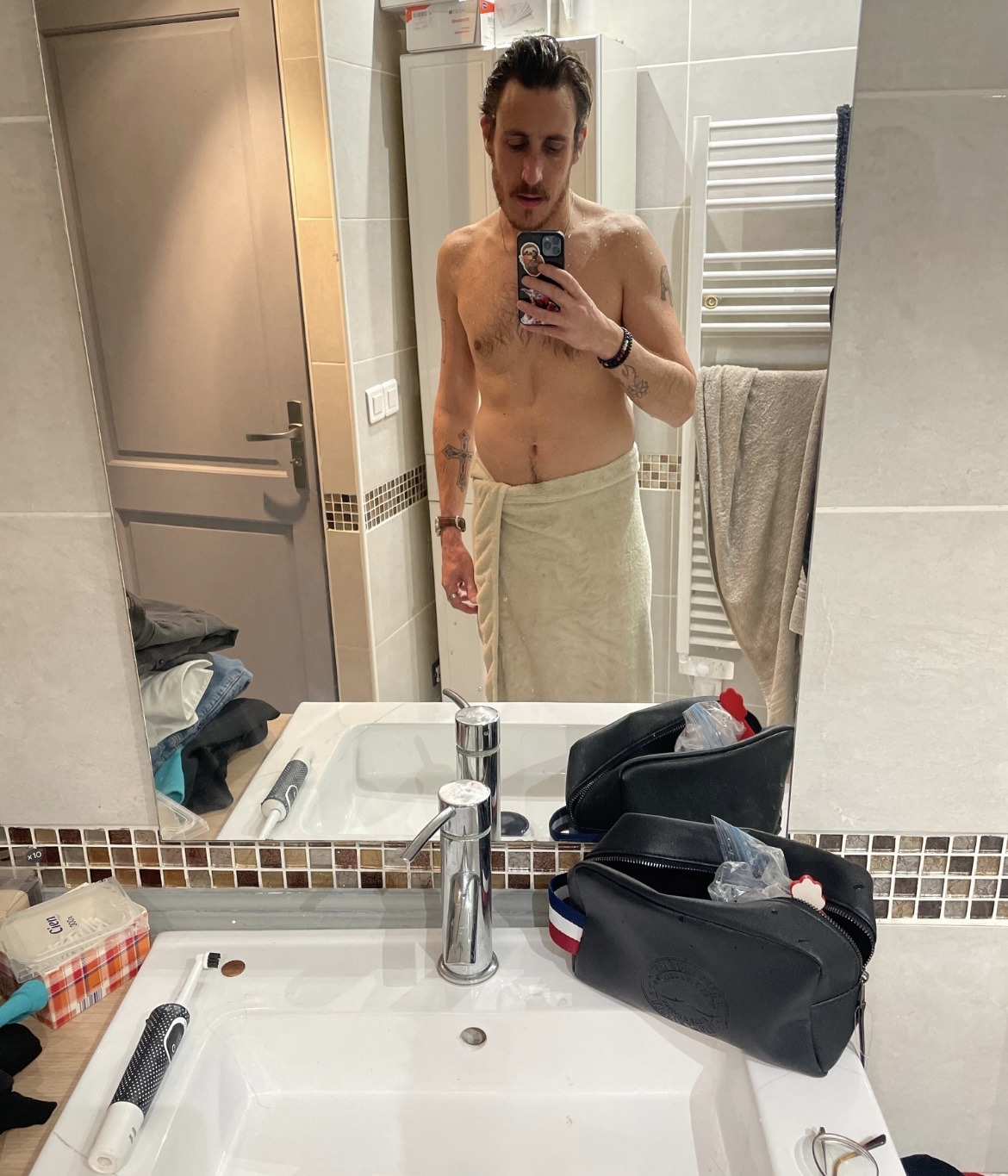 Profil de Vincenzo, 35 ans, Agence Rencontre à Sarreyer