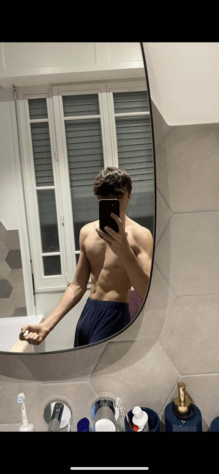 Profil de Humbert, 19 ans, Agence Rencontre à Monteggio